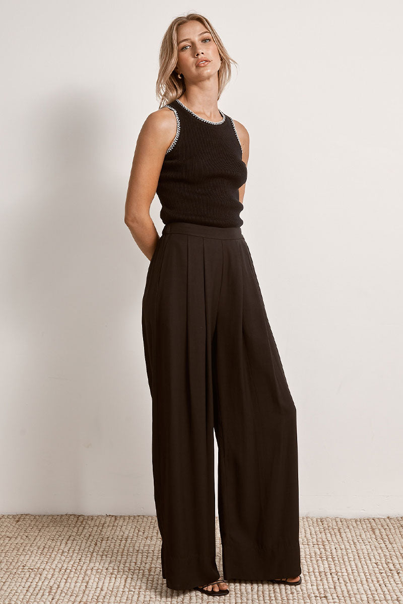 Sovere women's Clothing Sydney Connect Knit Singlet Black