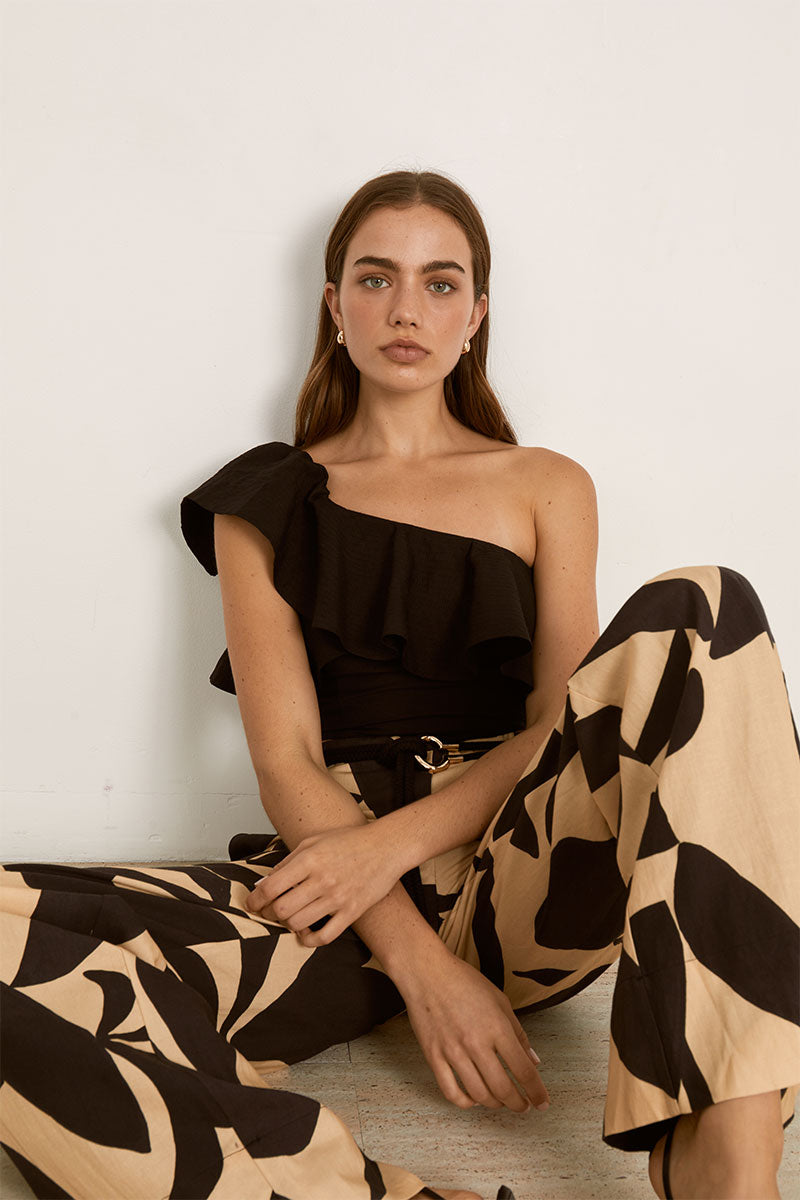 Mon Renn women's Clothing Sydney Form Crop Top Black