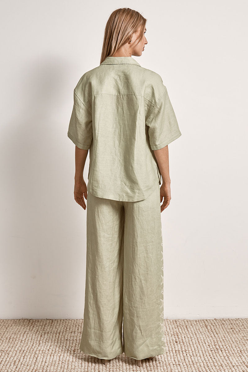 Mon Renn women's Clothing Sydney Swell Shirt Green