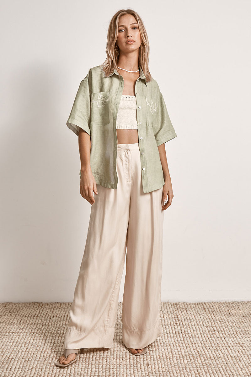 Mon Renn women's Clothing Sydney Swell Shirt Green