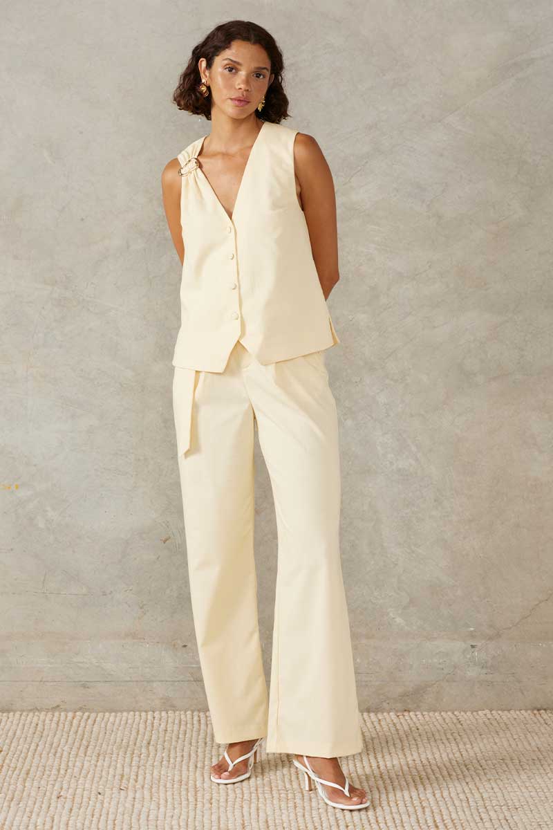 EMBARK TOP - BUTTER