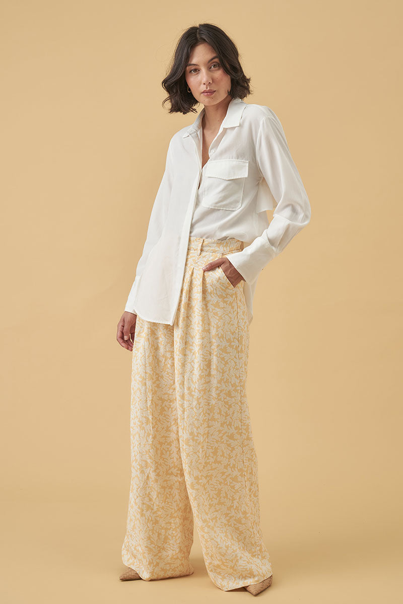 Mon Renn women's Clothing Sydney Rise Shirt White