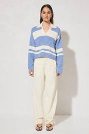 Bicolour collared knit jumper with oversized fit, dropped shoulder, V neckline, contrast polo-style collar and placket, long sleeves, and narrow rib hem finishes