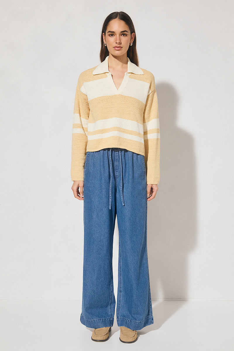Bicolour collared knit jumper with oversized fit, dropped shoulder, V neckline, contrast polo-style collar and placket, long sleeves, and narrow rib hem finishes