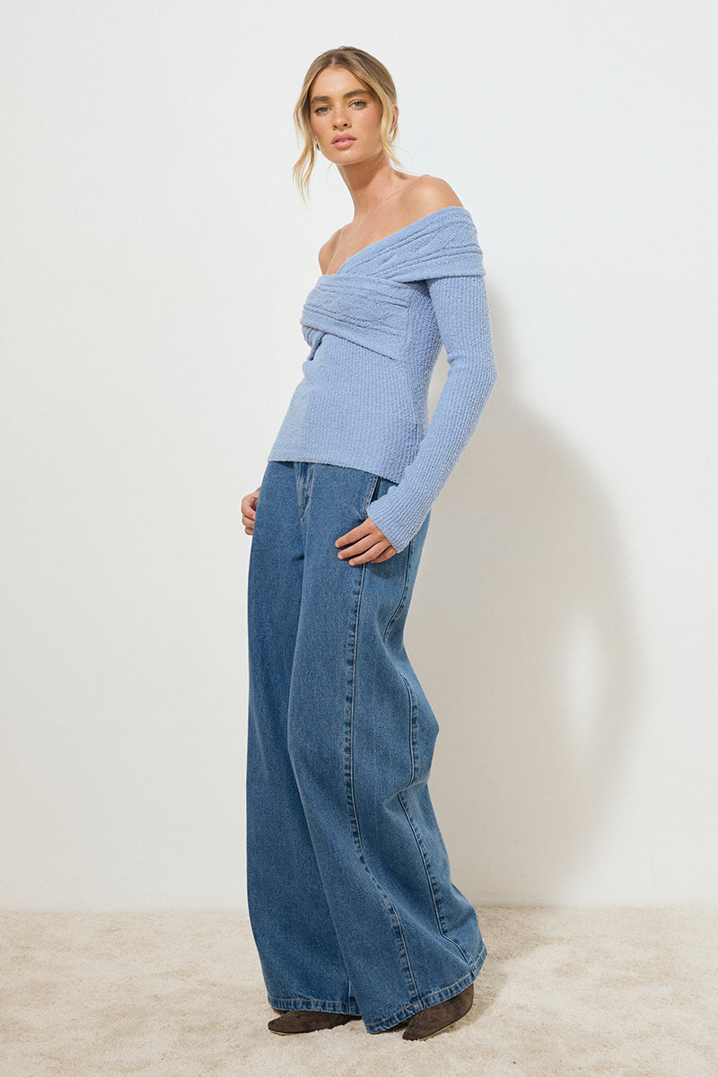 SCULPURAL KNIT TOP CERULEAN