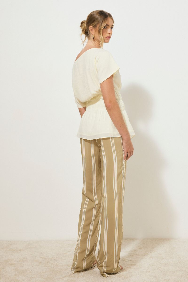 LOTUS TOP CREAM