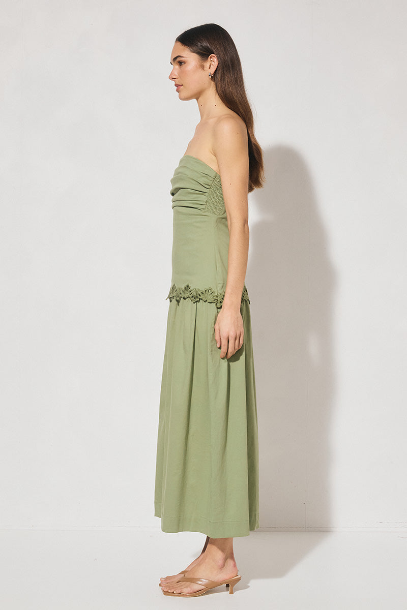 Strapless midi dress with scalloped embroidery, straight neckline, gathered bust, elasticated side panels, and full gathered fit-and-flare skirt