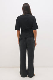 Cotton jersey tee with cinched waist, angled tuck detail, side splits and lace trim hem