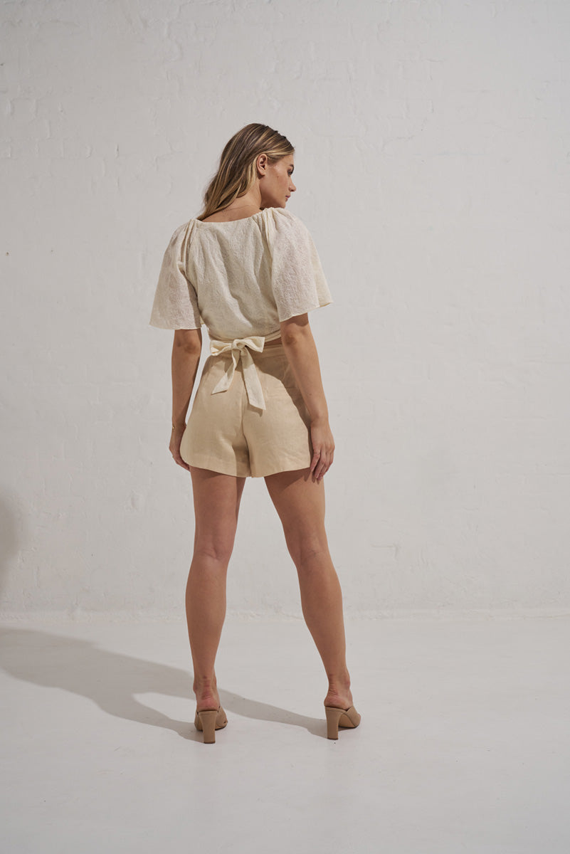 Monrenn women's Clothing Sydney Repose Wrap Top Creme